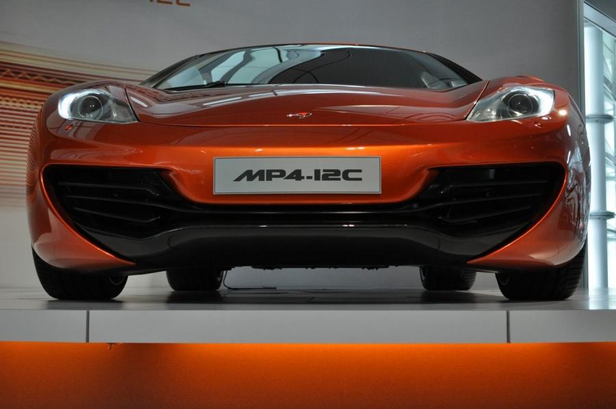  McLaren MP4-12C At Company Unveiling 2012 года  (фото 28 из 72)